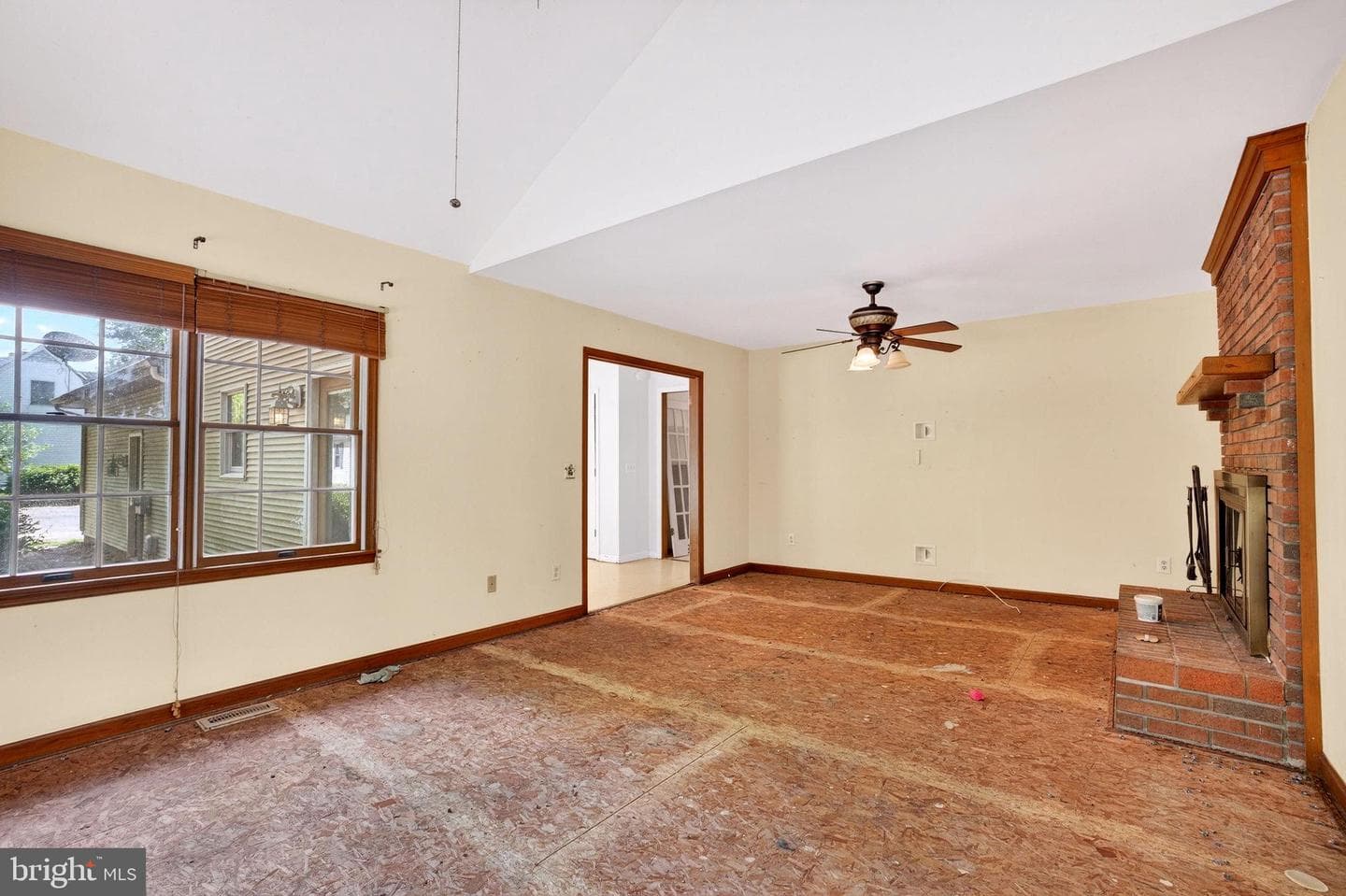 1005 Lantern Hill Court photo 18
