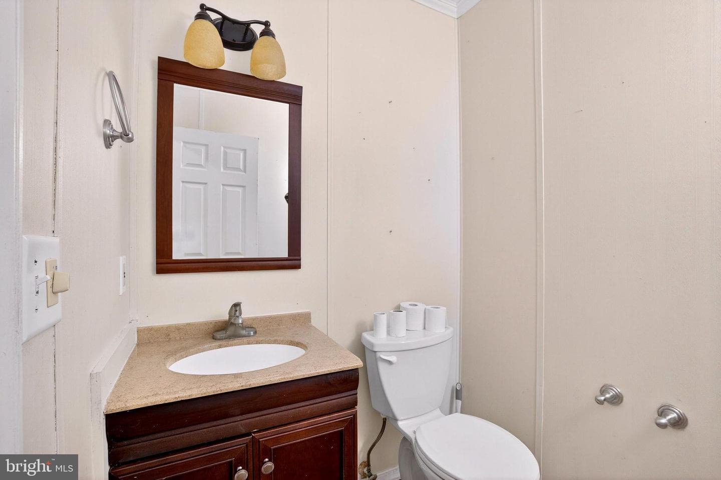 1005 Lantern Hill Court photo 20