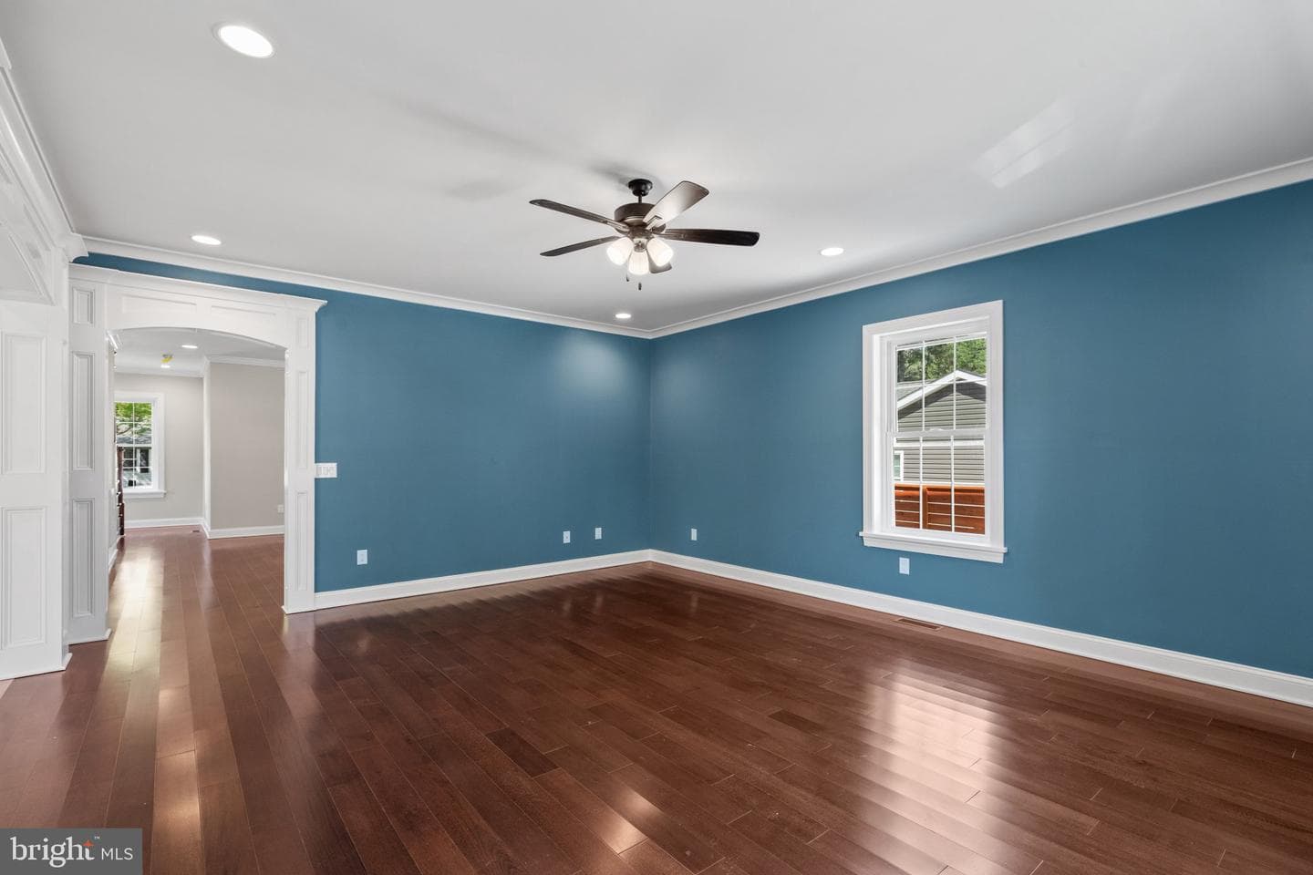 1107 Mineola Avenue photo 11