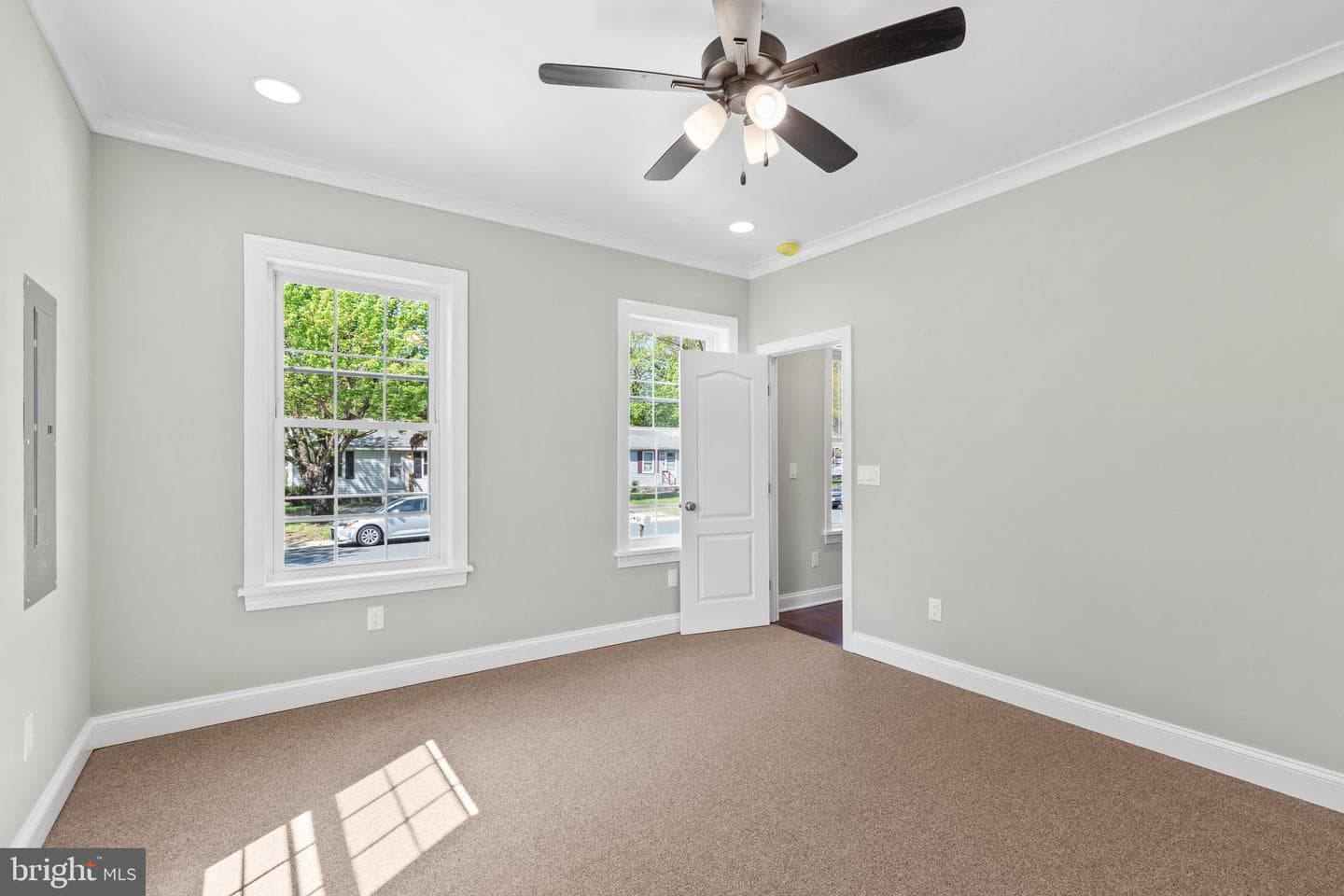 1107 Mineola Avenue photo 24