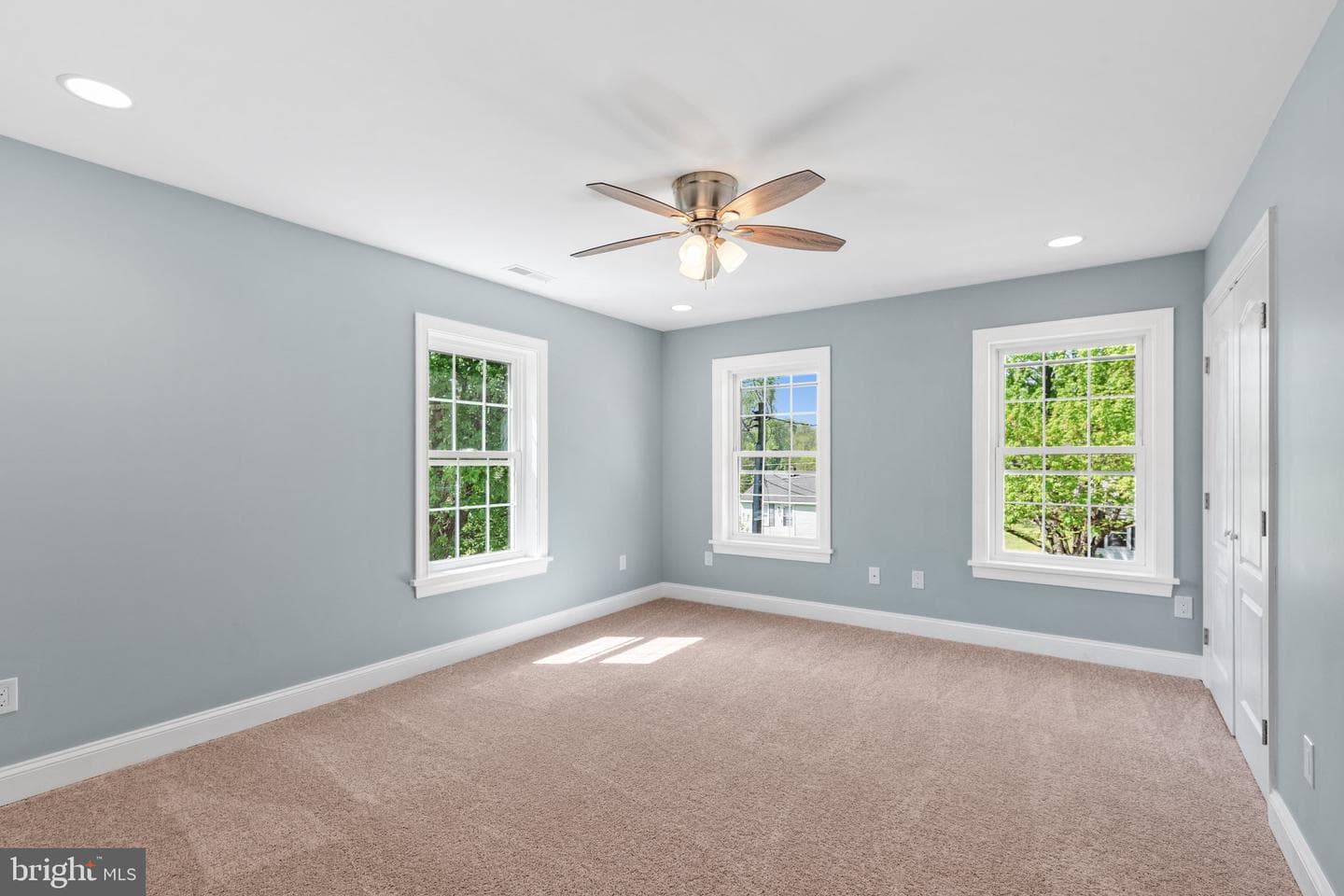 1107 Mineola Avenue photo 26