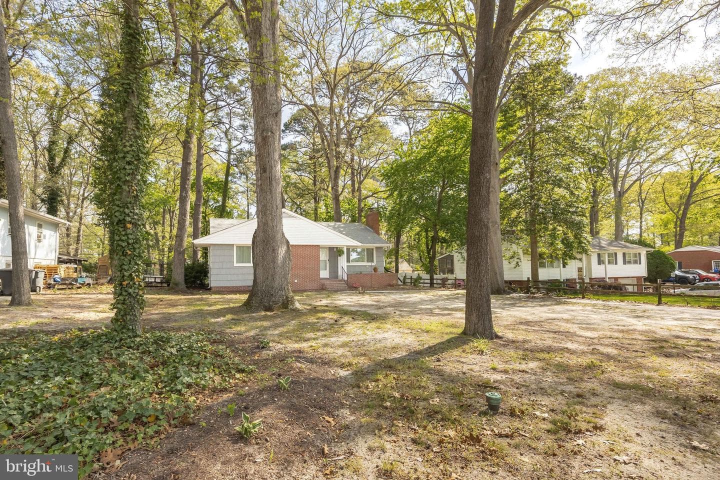 731 Richwil Drive photo 4
