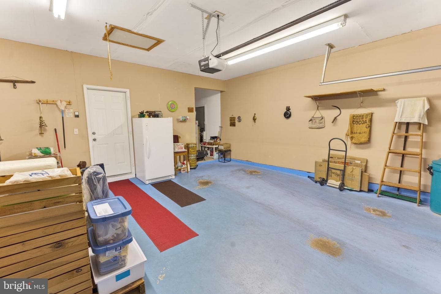 9008 Executive Club Drive photo 14
