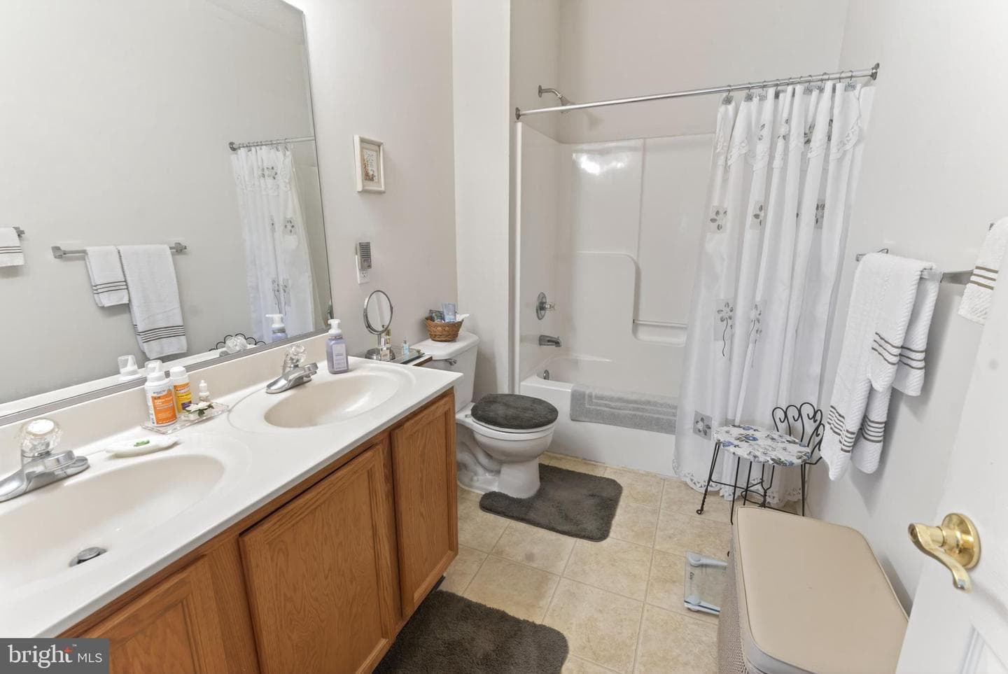 9008 Executive Club Drive photo 40
