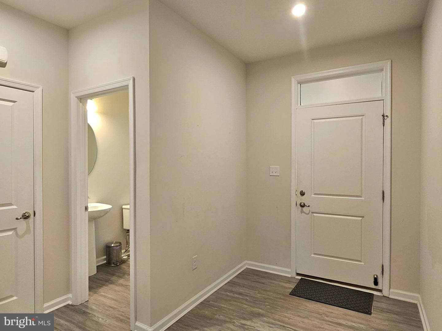9367 Mulligan Way photo 3