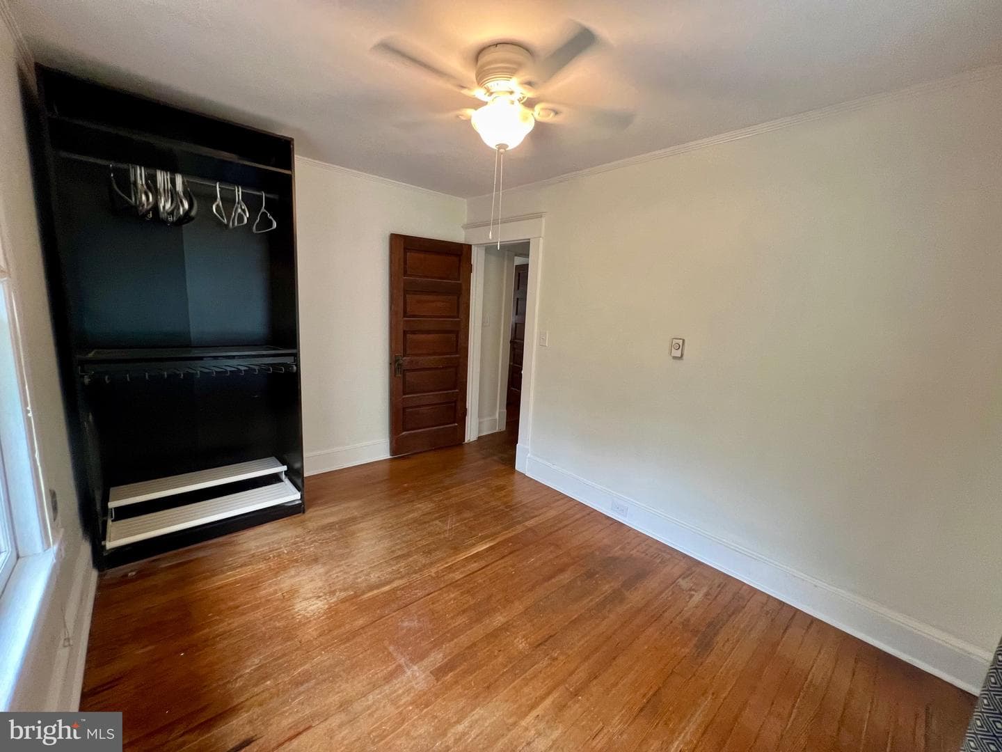 309 Middle Boulevard photo 55