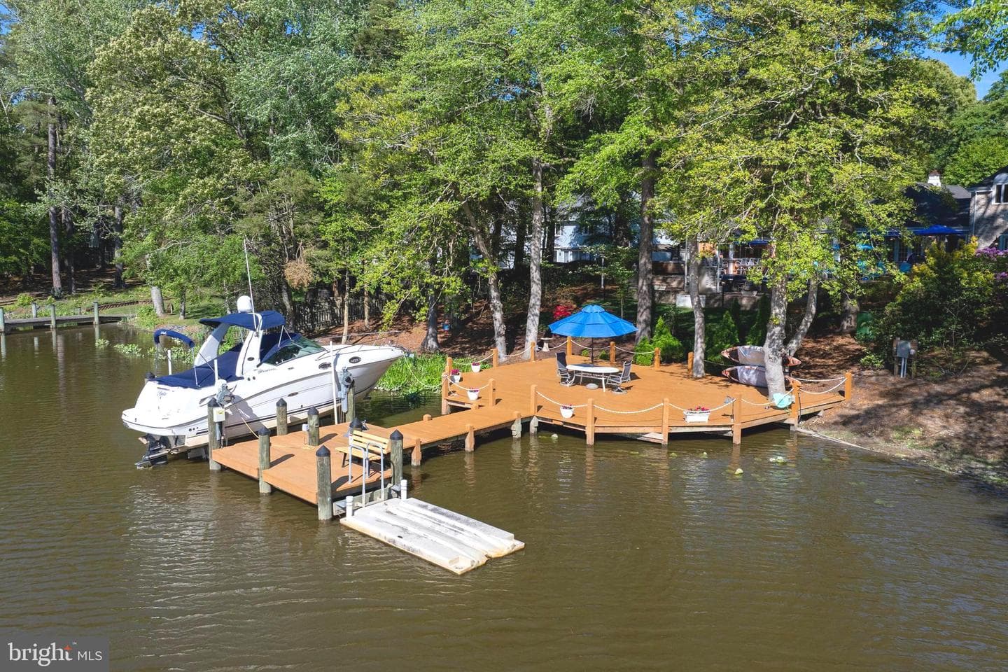 5456 Nithsdale Dr photo 8