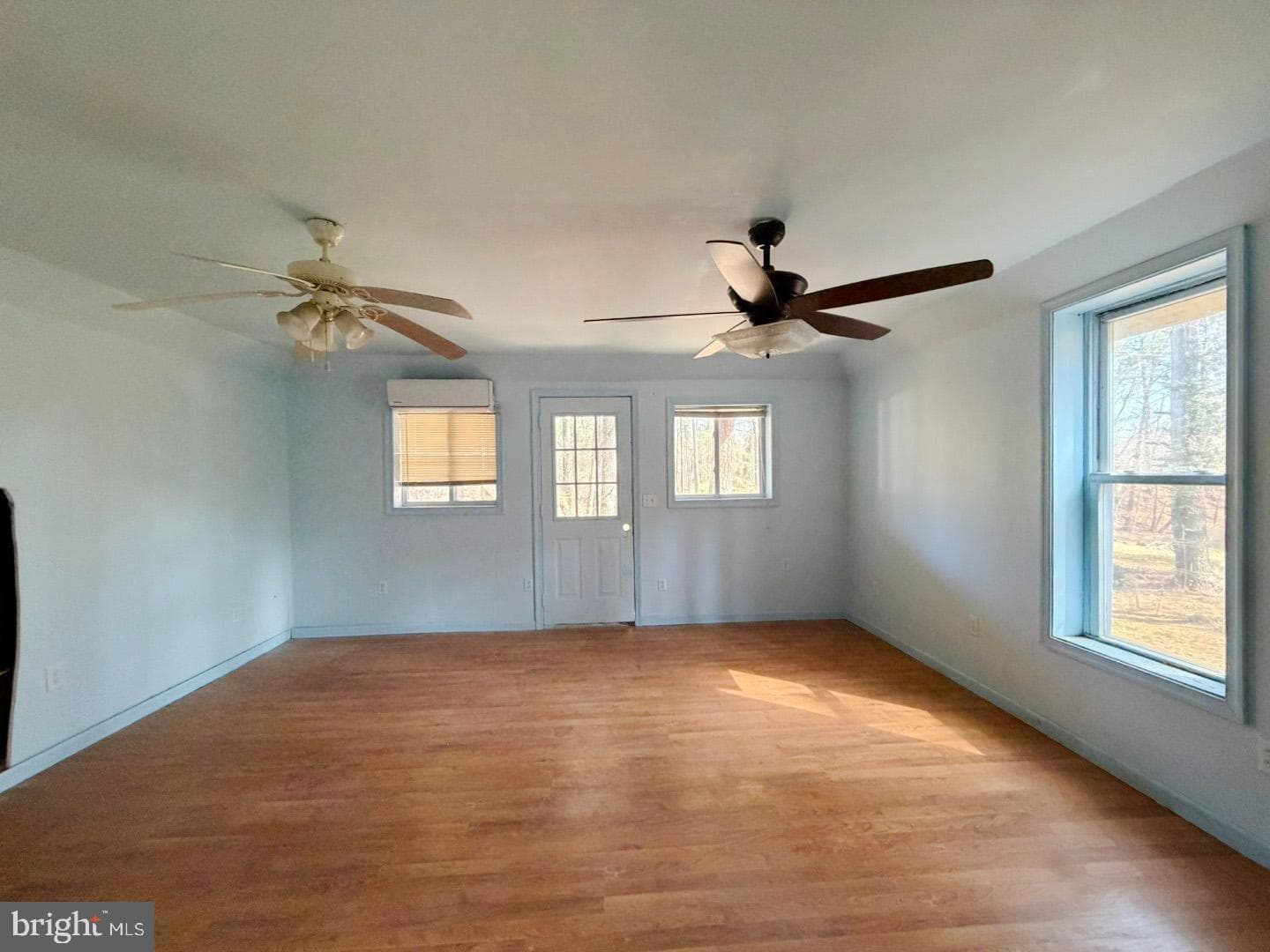 1709 Emerson Avenue photo 2
