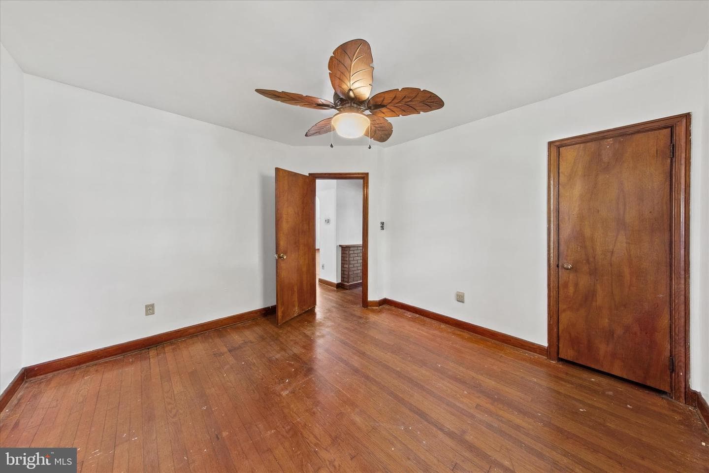 921 Brown Street photo 20