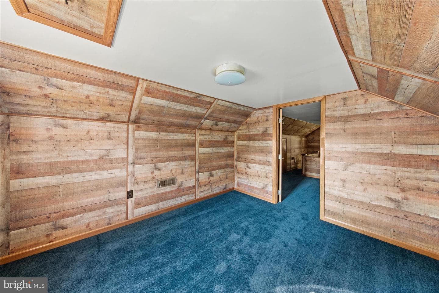 921 Brown Street photo 31
