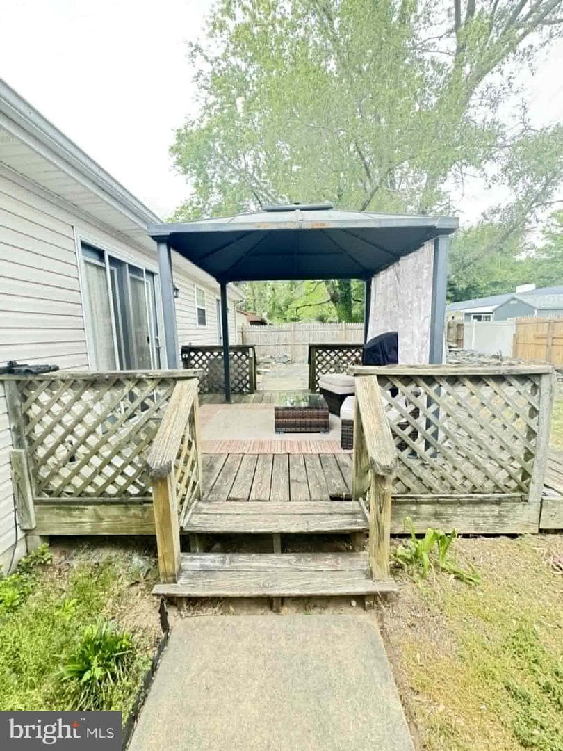 125 Shamrock Drive photo 18