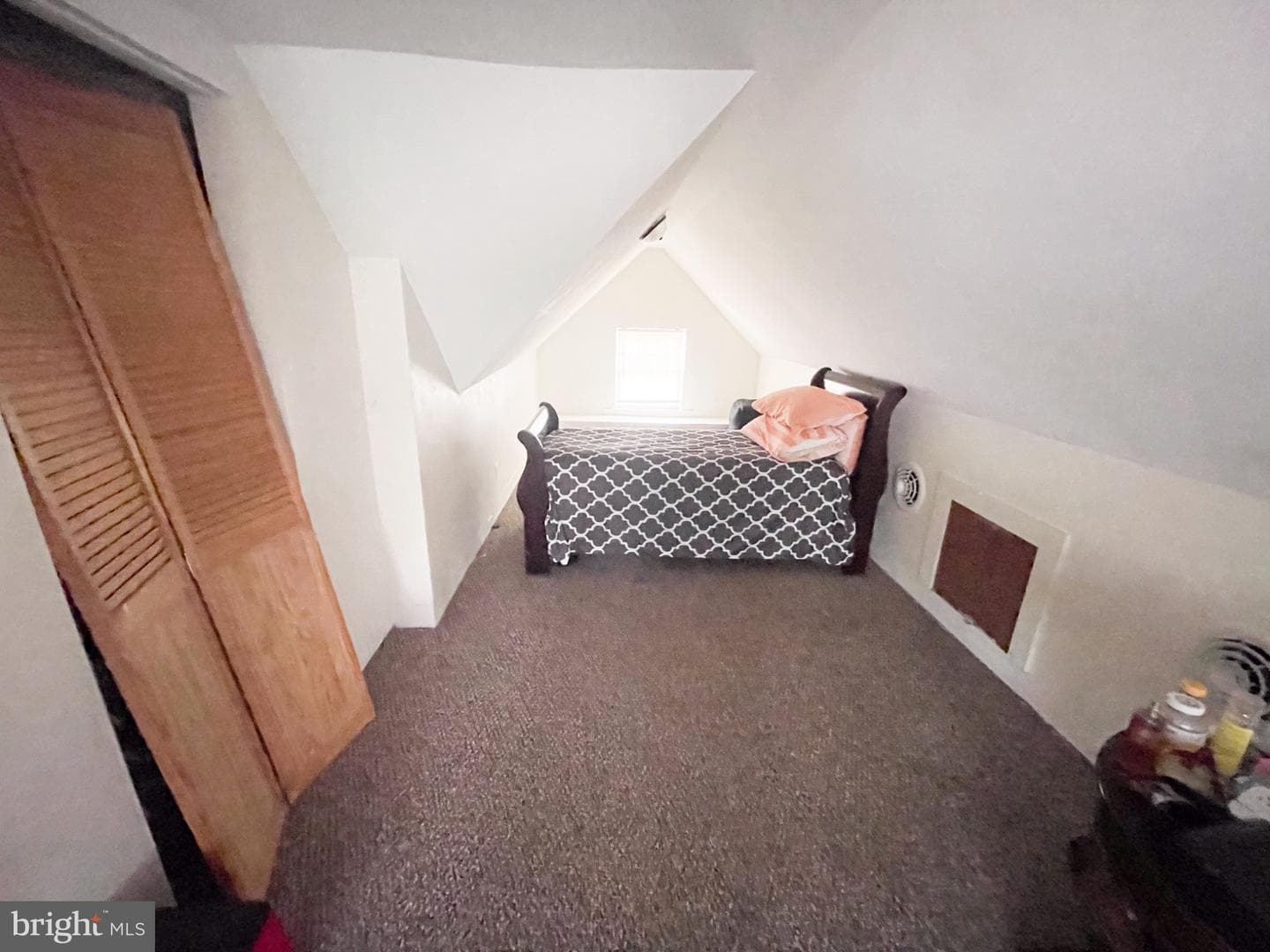 801 N Division photo 53