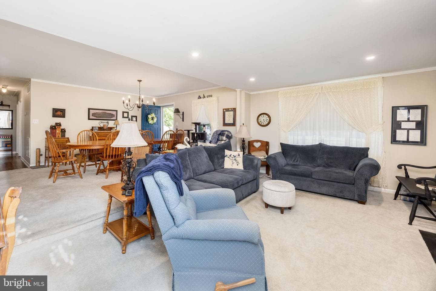 123 Francis Dr photo 11