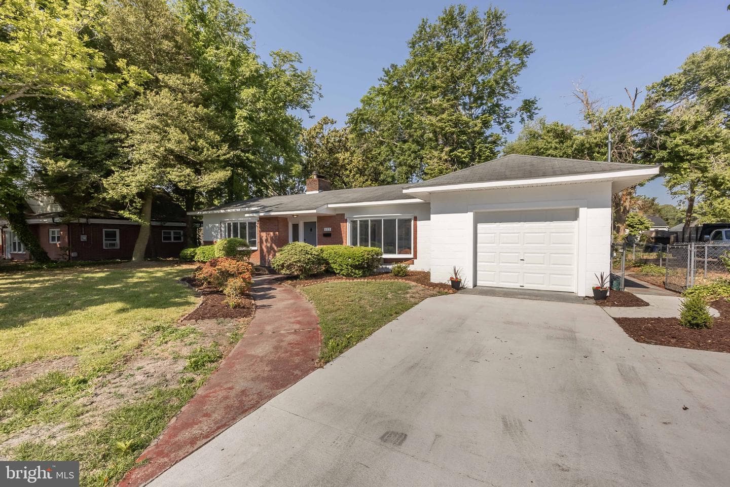 122 Priscilla Street photo 5
