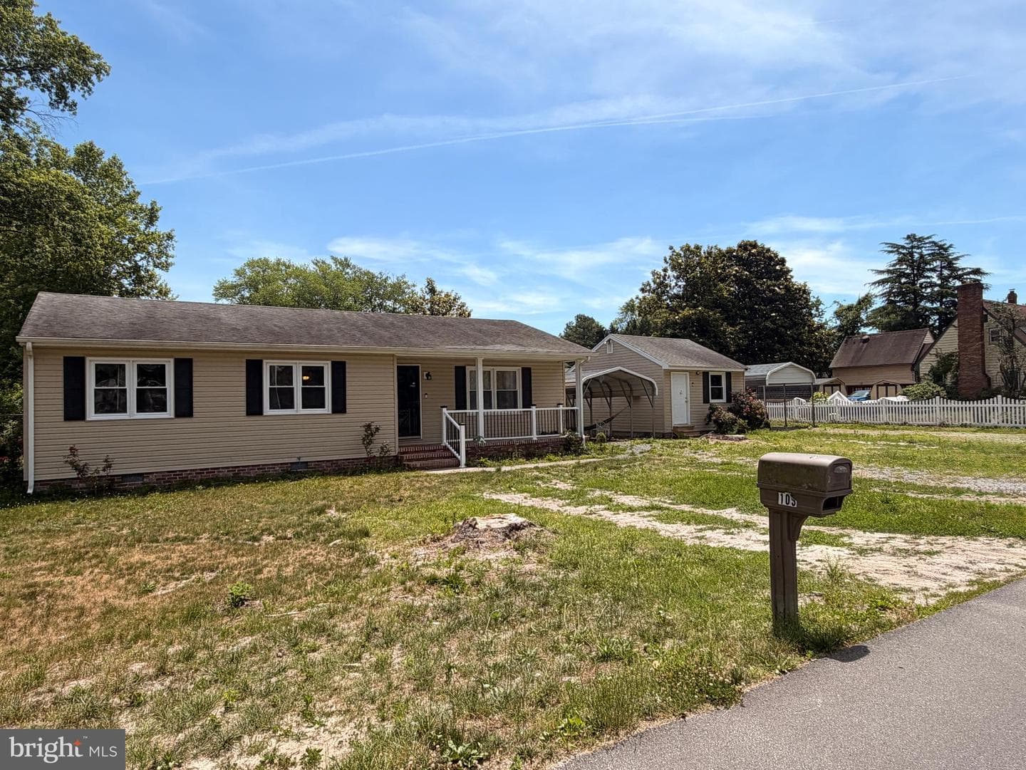 103 Montleau Ave photo 35