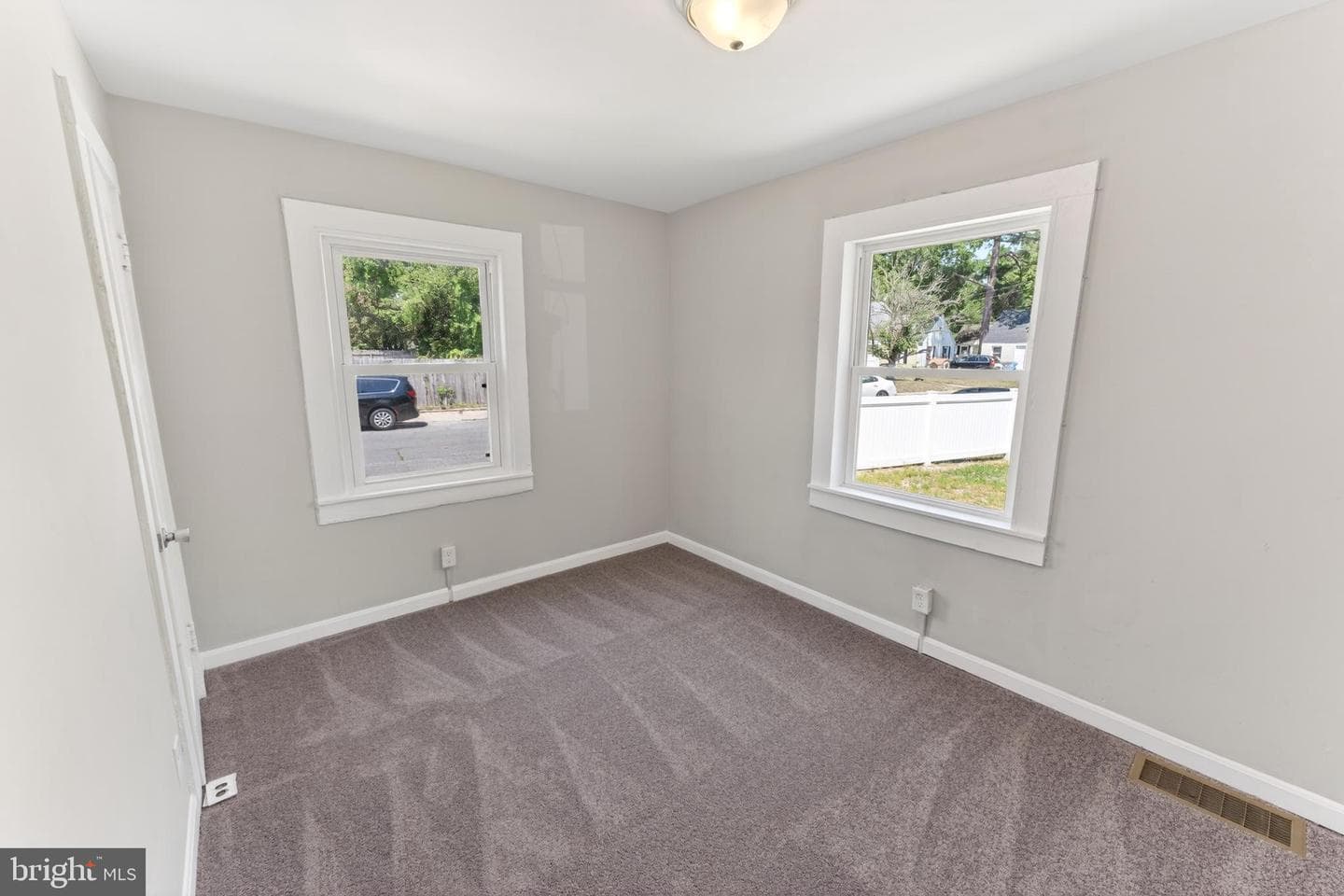 201 Carrollton Avenue photo 17