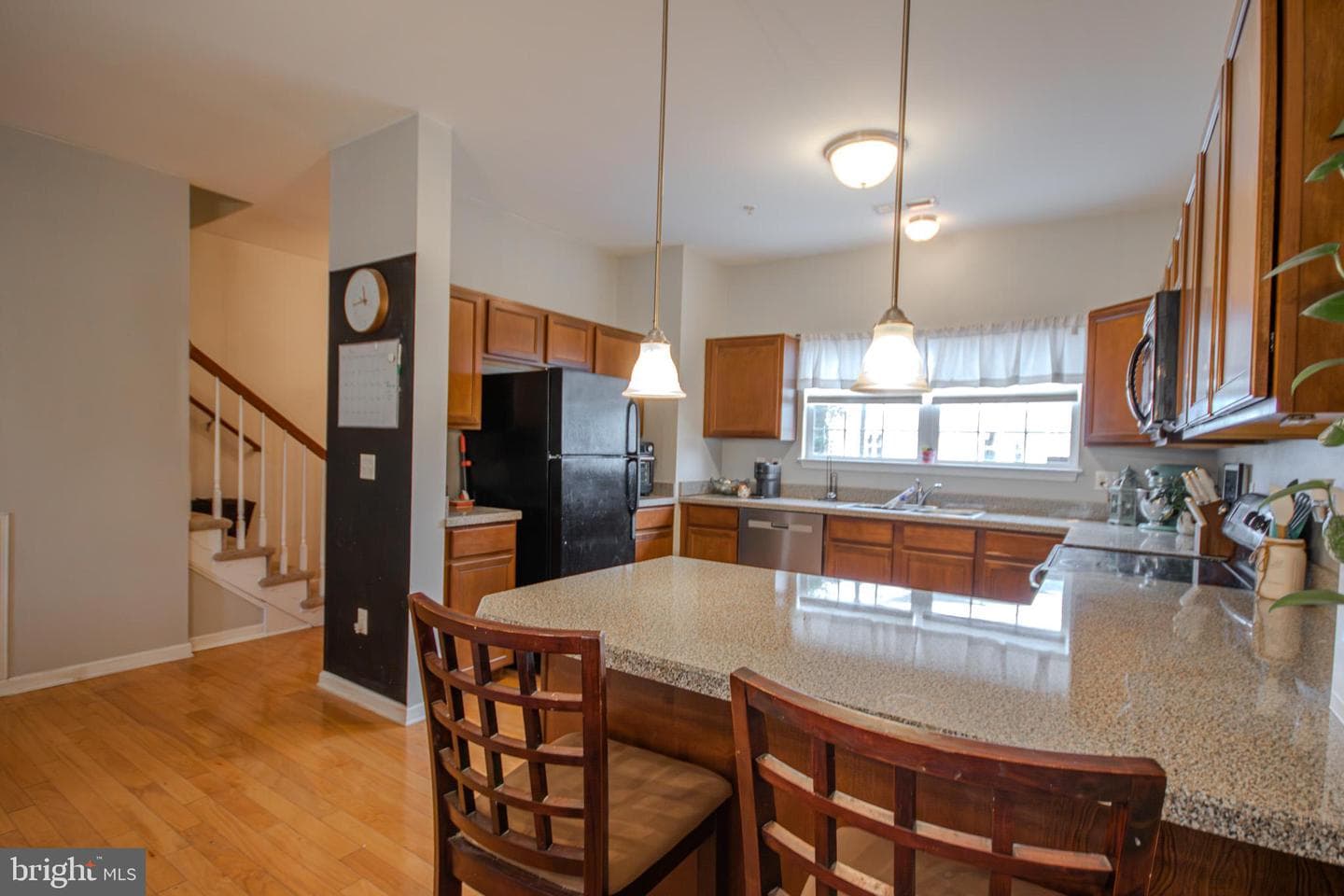 1140 Fairview Ln # 1140 photo 6