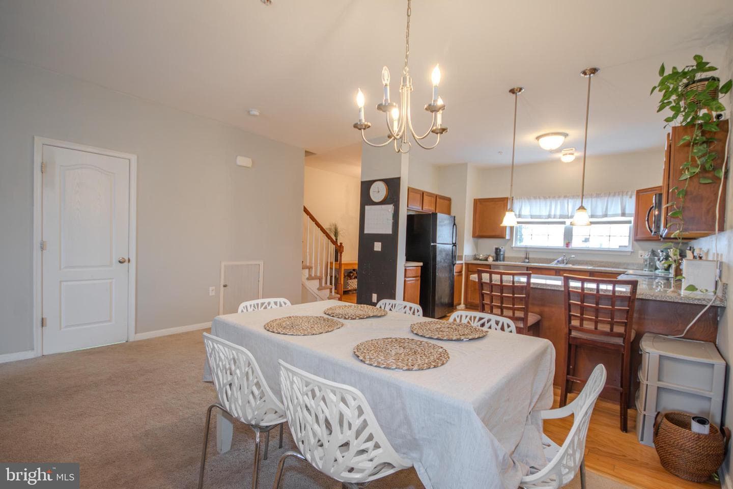 1140 Fairview Ln # 1140 photo 9