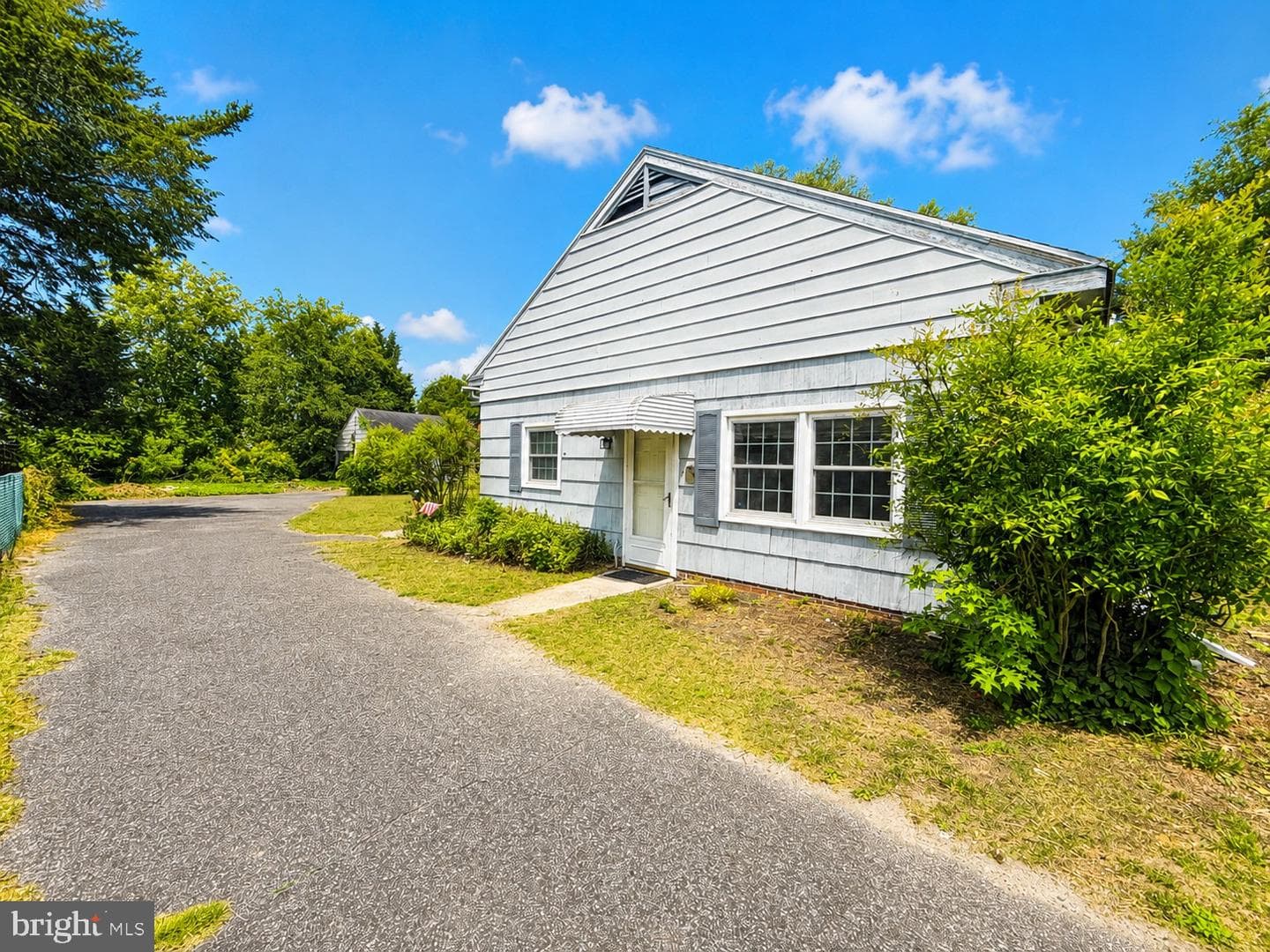 304 Wyman Drive photo 4
