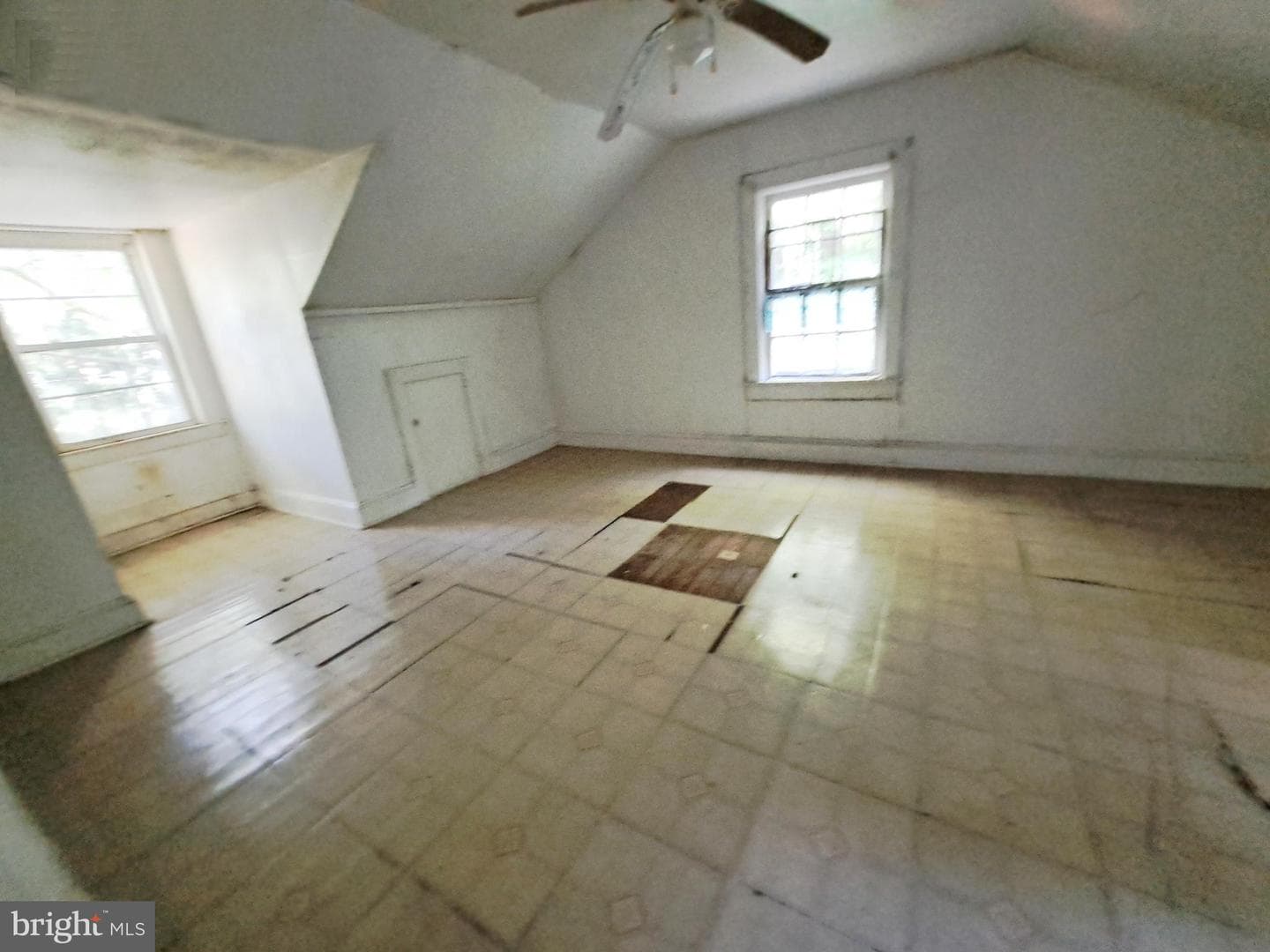 726 S Camden Avenue photo 12