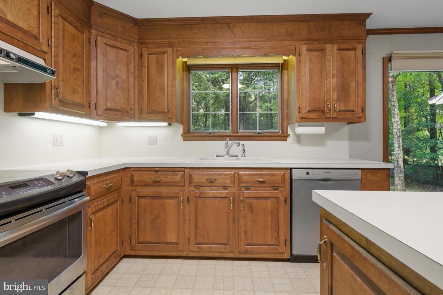 4108 Harvest Lane photo 5