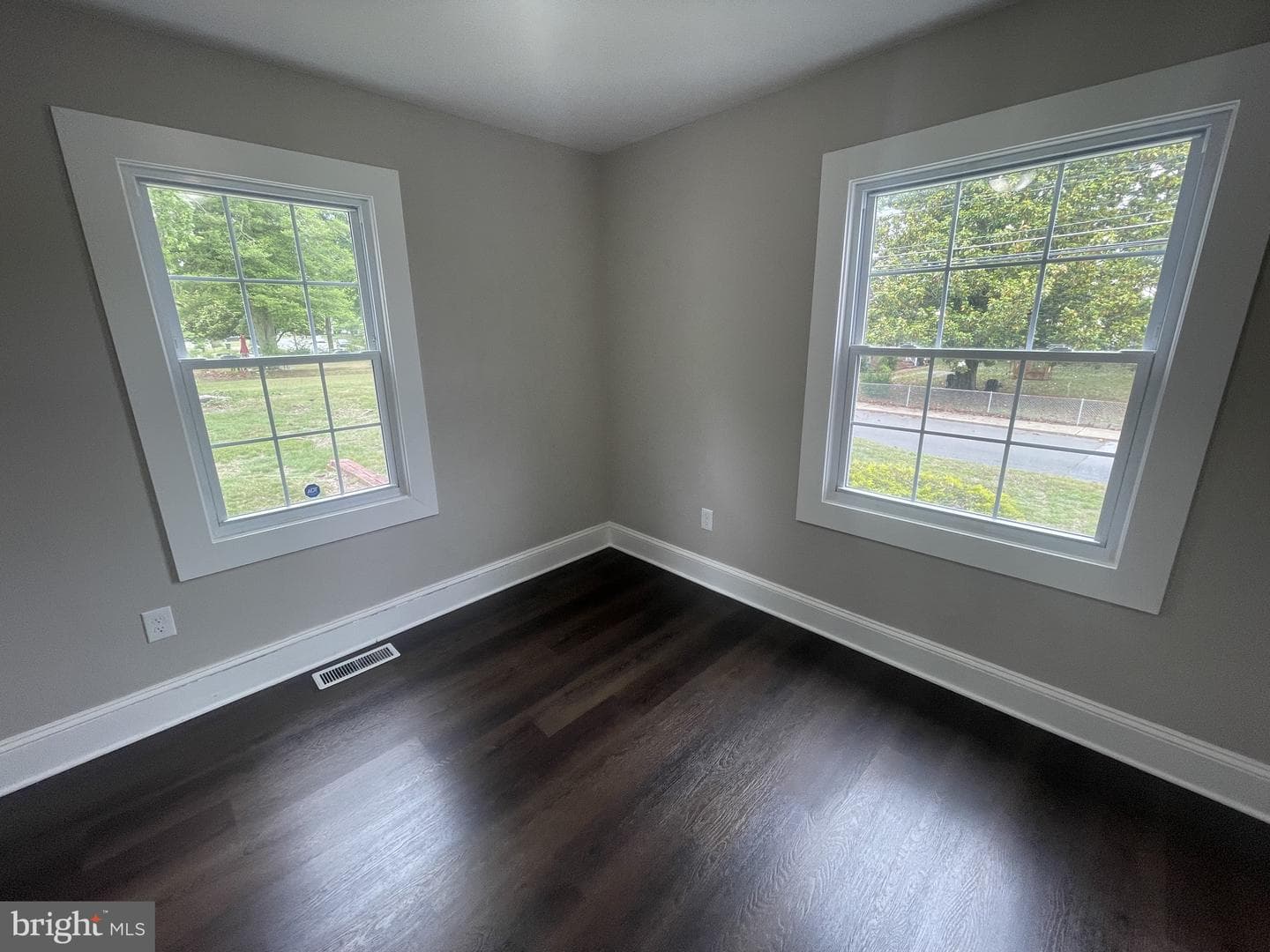 228 Glen Avenue photo 16