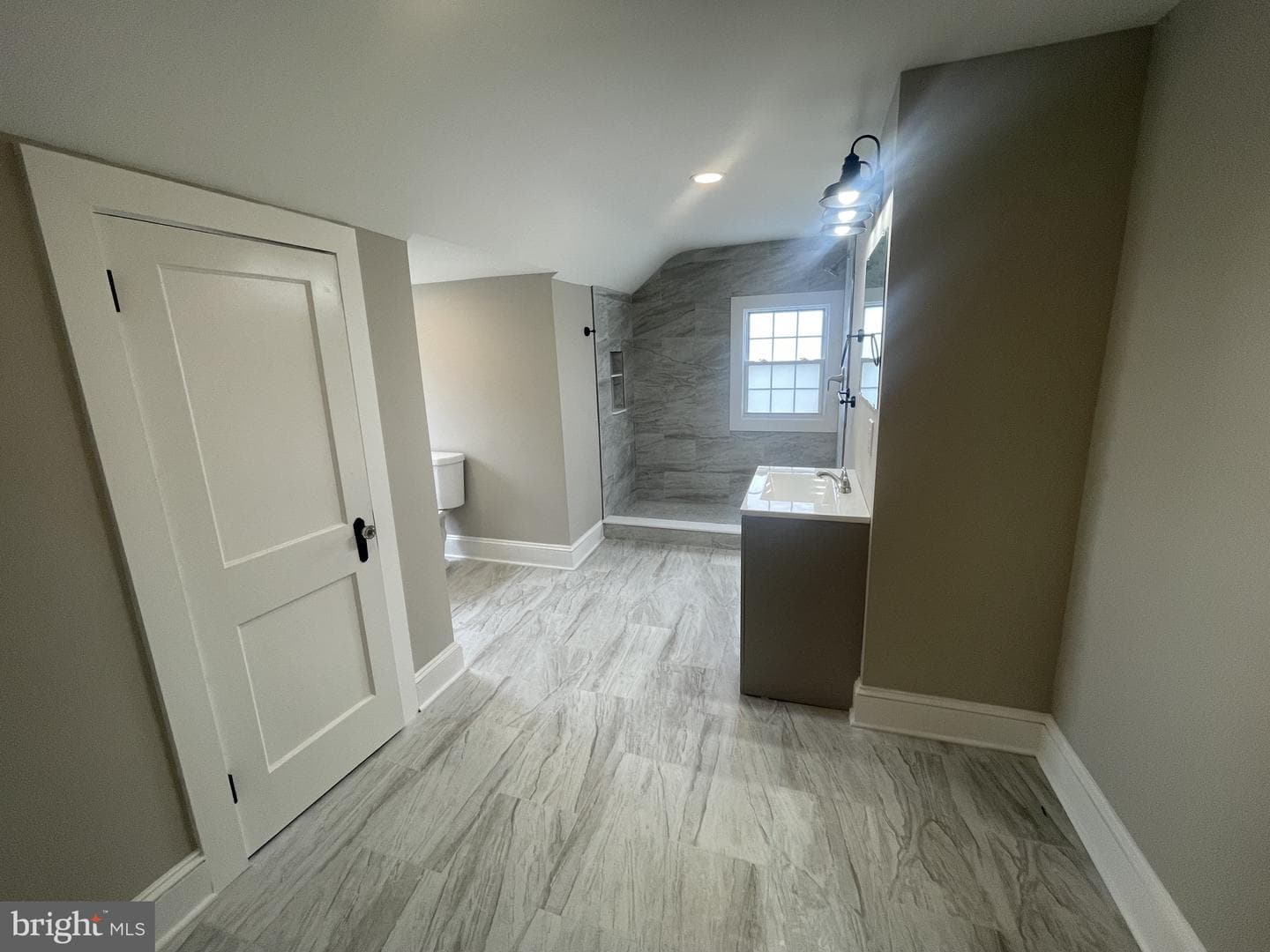 228 Glen Avenue photo 23