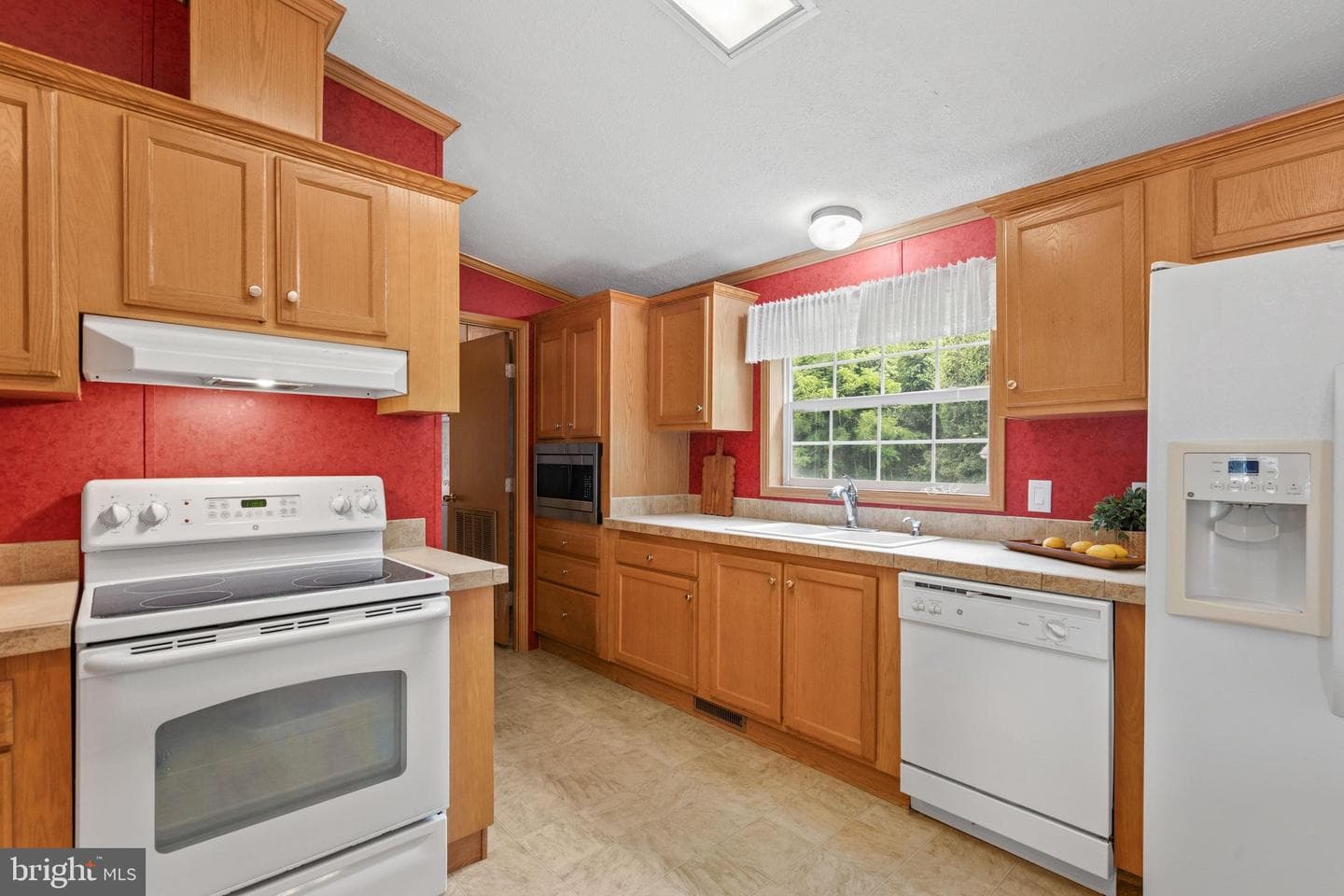 7861 Bennett Park Dr photo 16