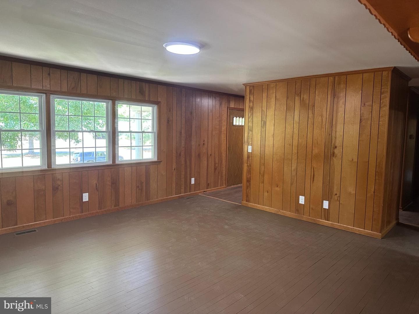 6241 Westbury Drive photo 10