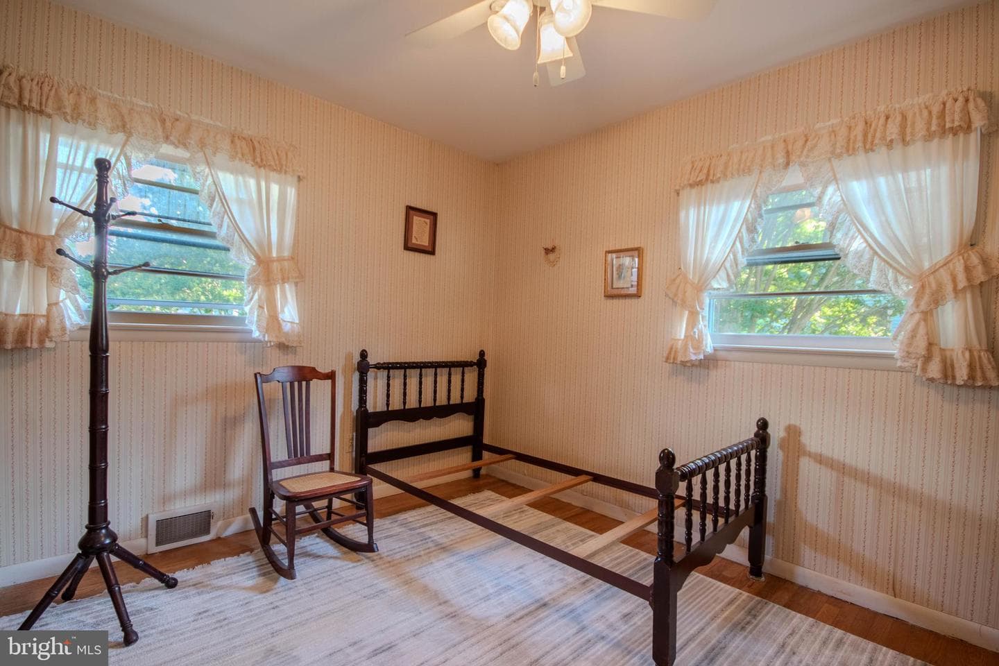 119 Hall Drive photo 20