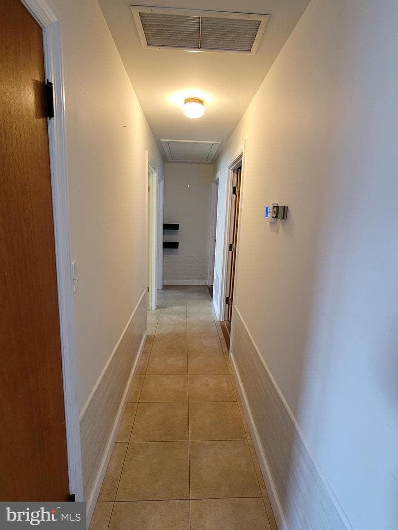 111 Clyde Avenue photo 12