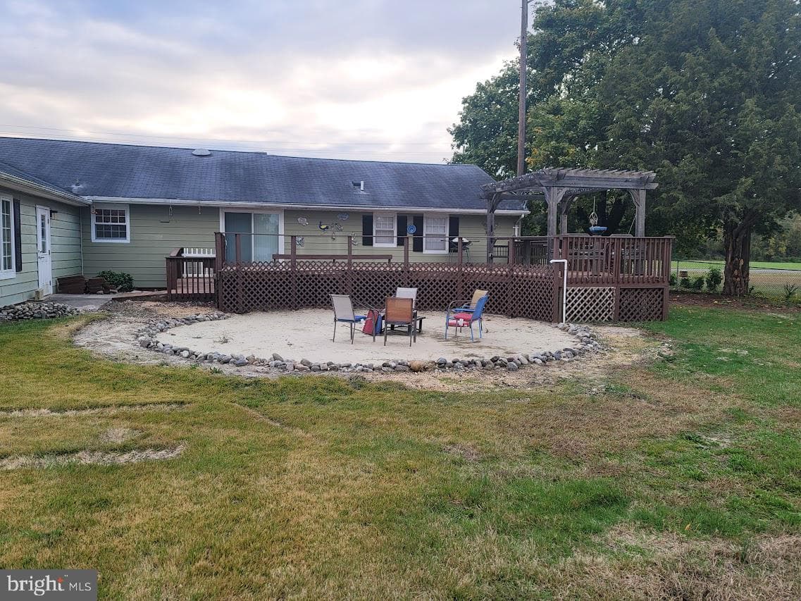 111 Clyde Avenue photo 41