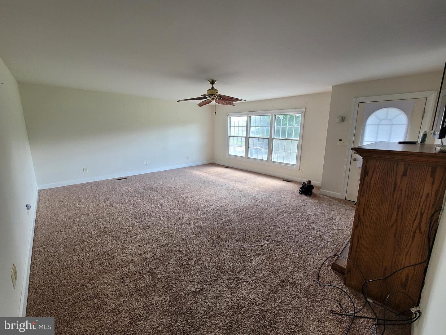 111 Clyde Avenue photo 6