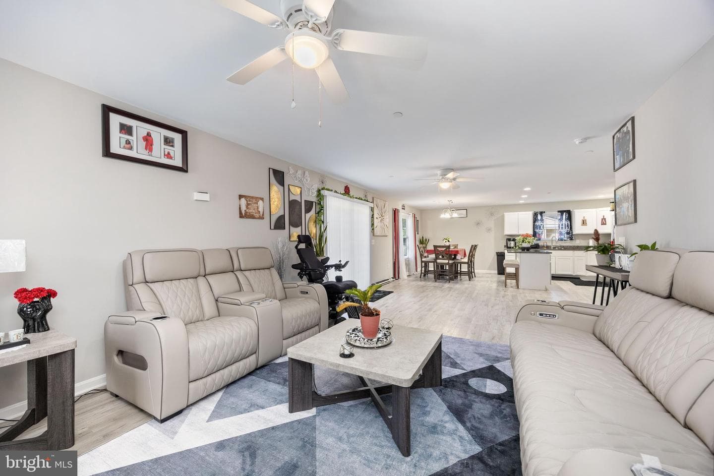 914 S Park Drive photo 8