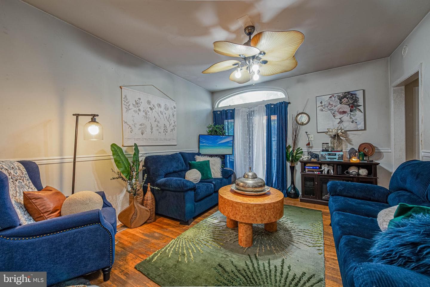 726 Smith Street photo 11