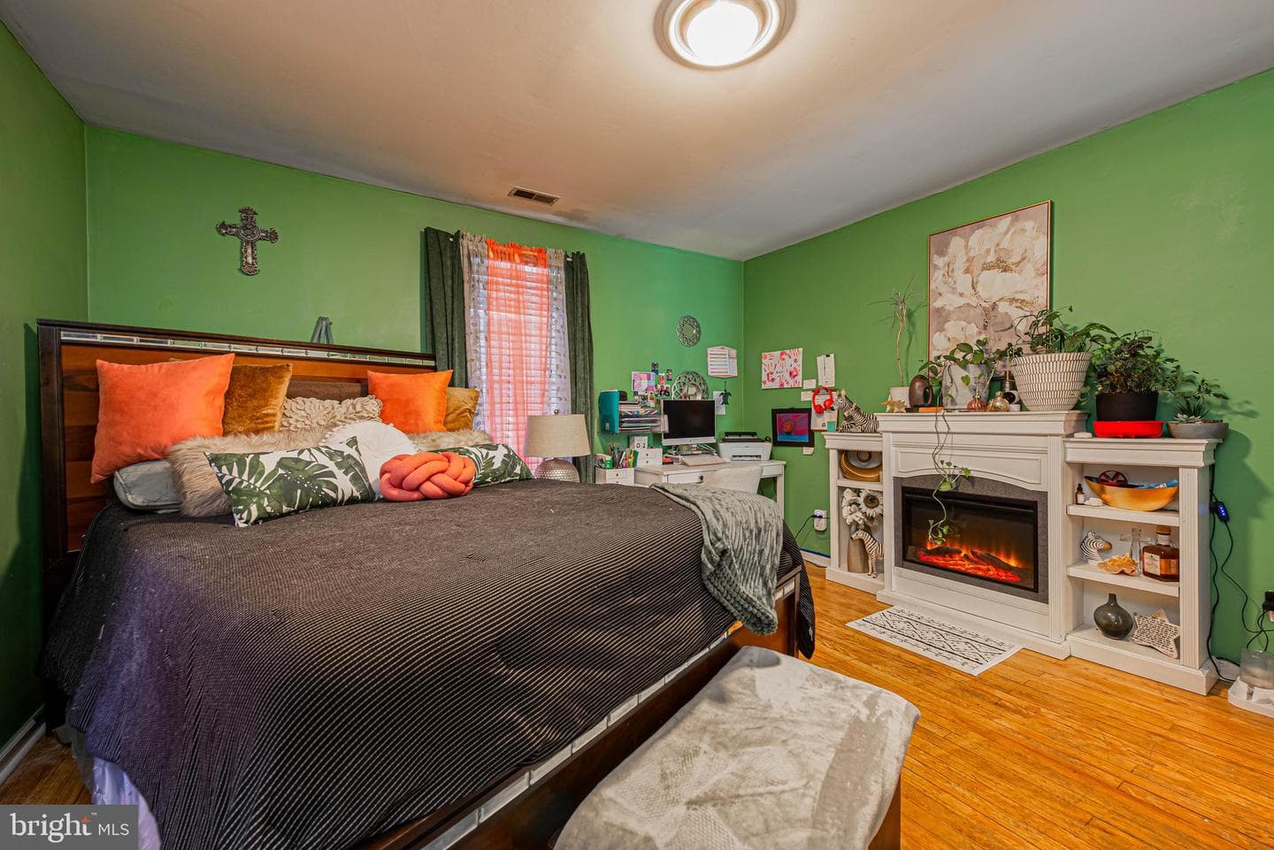 726 Smith Street photo 18