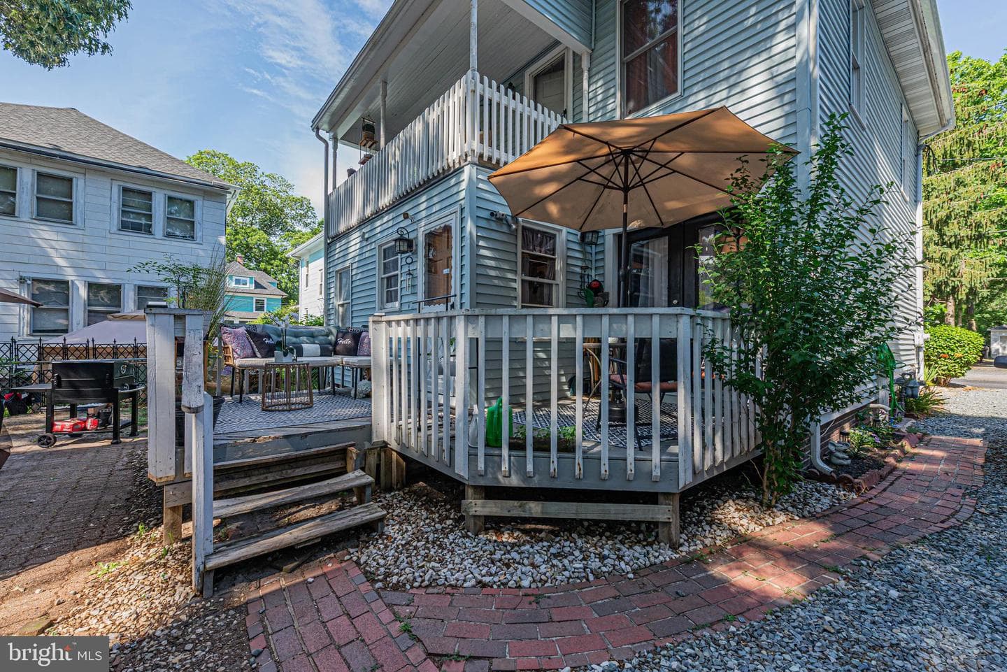 726 Smith Street photo 3