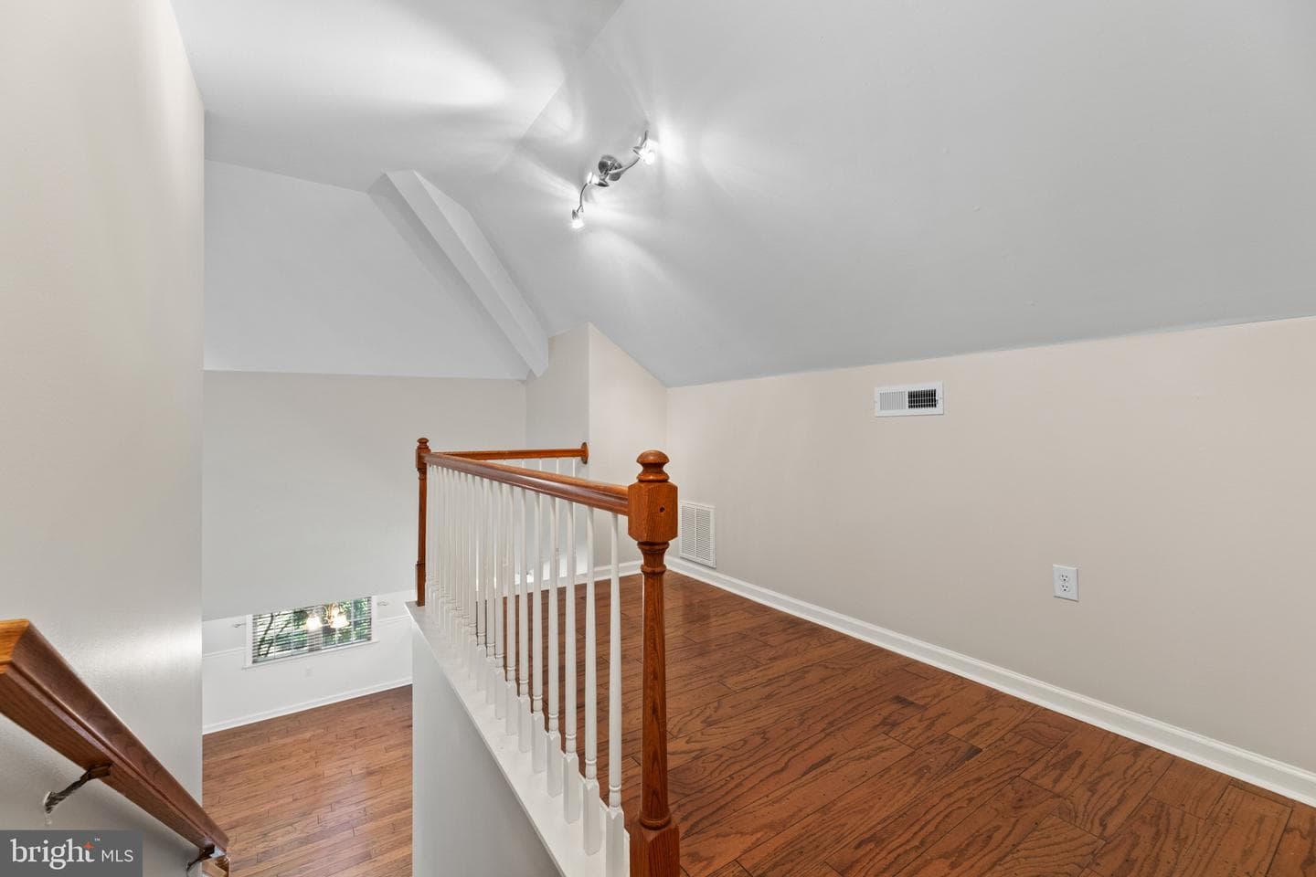 952 W Schumaker Manor Drive photo 8