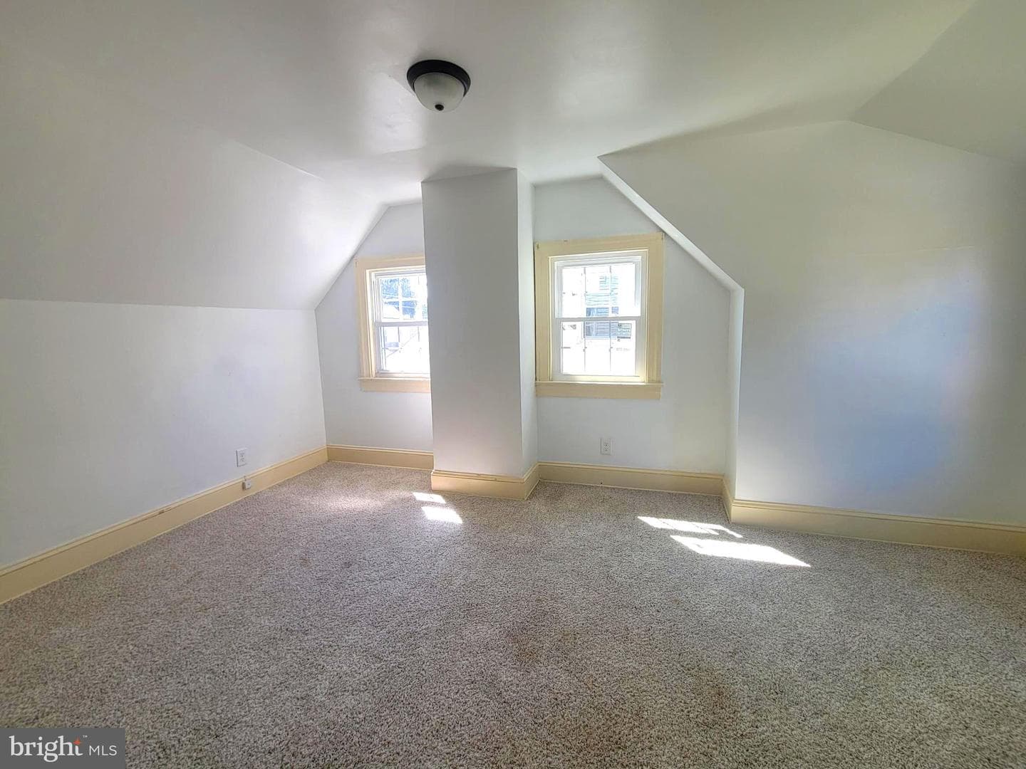 346 Delaware Avenue photo 12