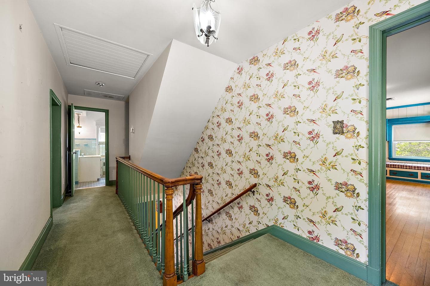 609 N Pinehurst Avenue photo 40
