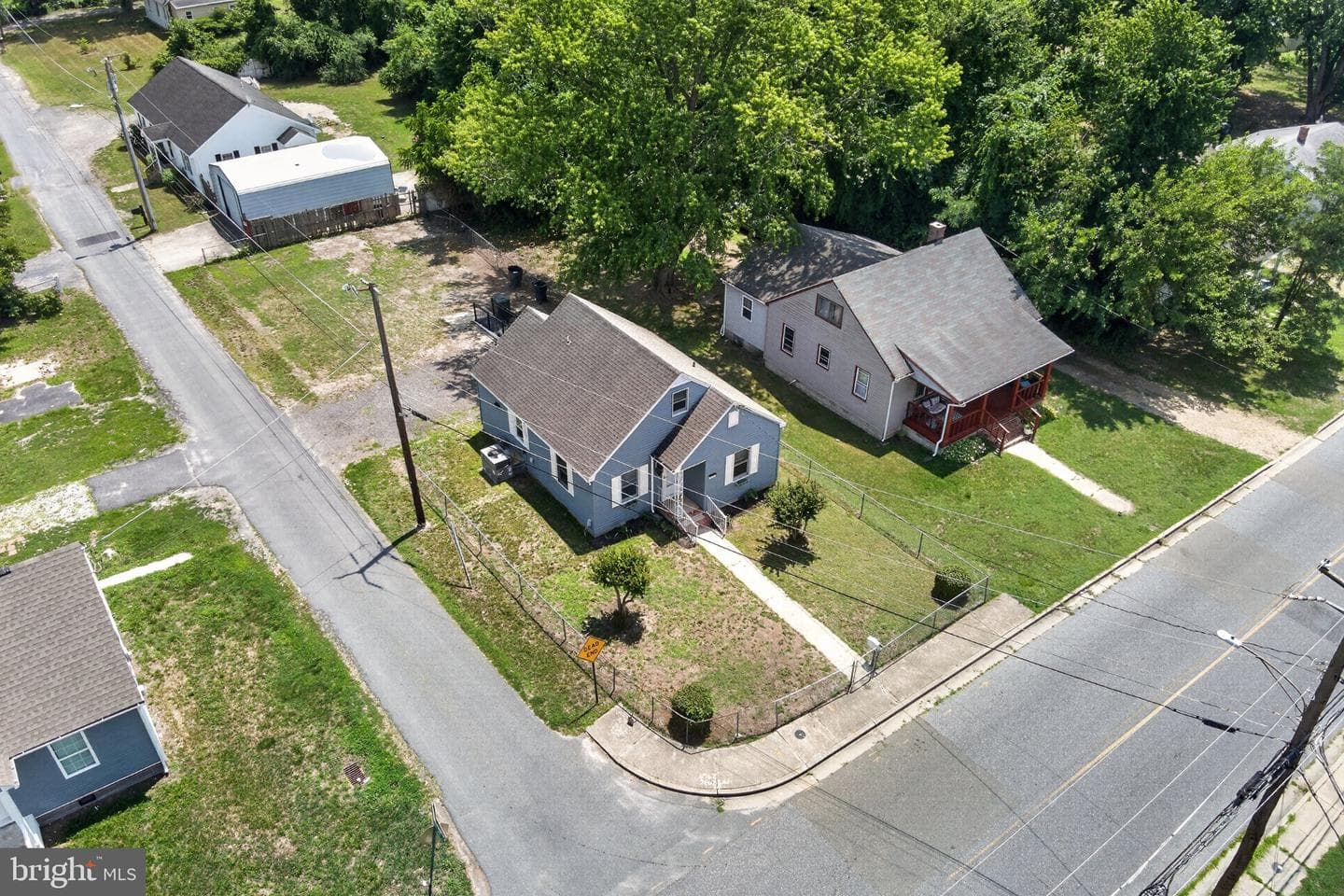 429 Hammond St photo 23