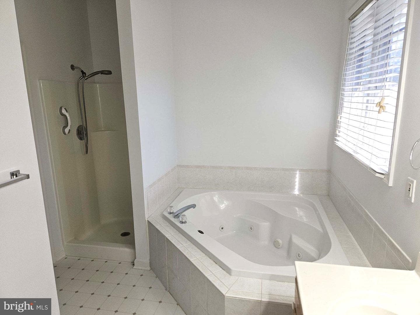 400 Parkwood Drive photo 15