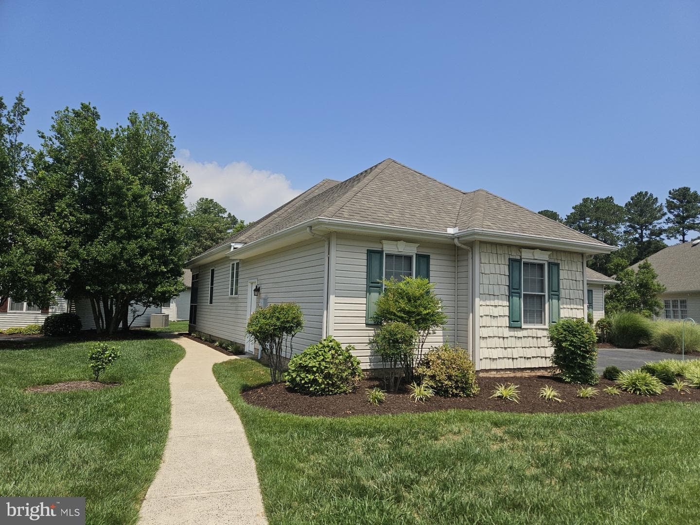 400 Parkwood Drive photo 20