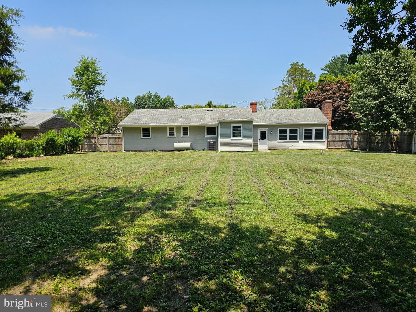 122 Hall Drive photo 4