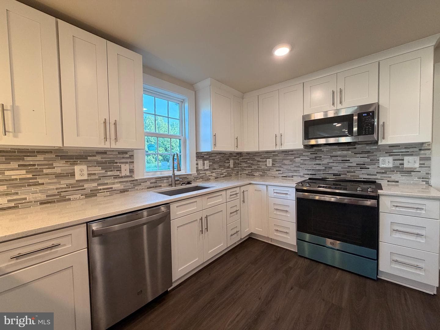 29025 Log Cabin Road photo 15