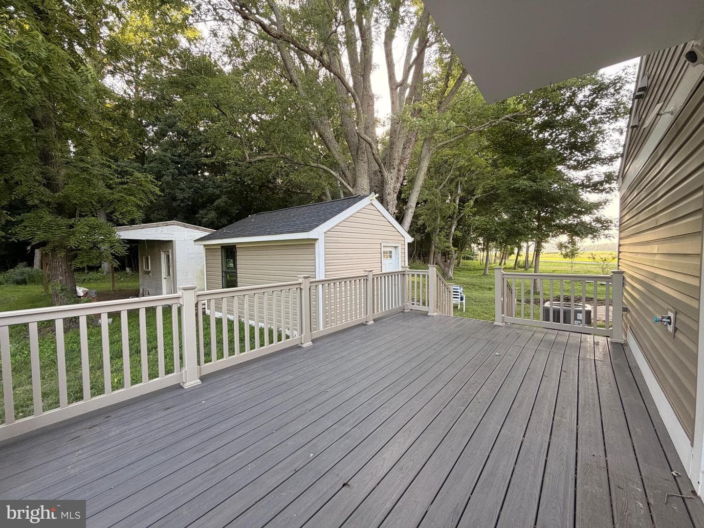 29025 Log Cabin Road photo 34