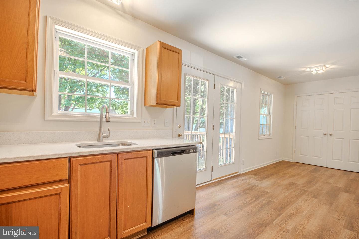 811 Springfield Circle photo 11