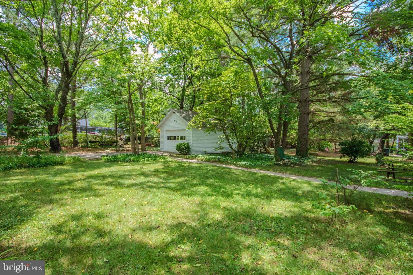512 W College Avenue photo 42