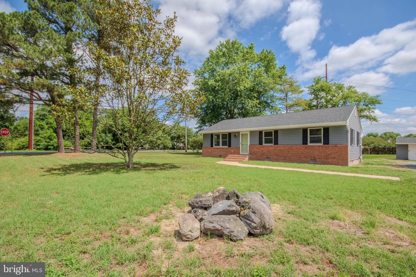 31686 Kenilworth Drive photo 3