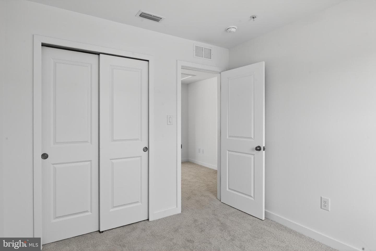 302 Clement Loop photo 22